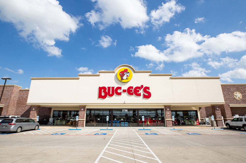 Buc-ee's storefront