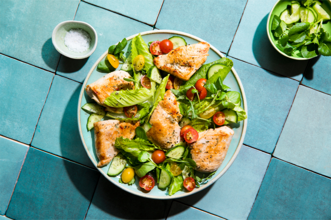 salad with chicken